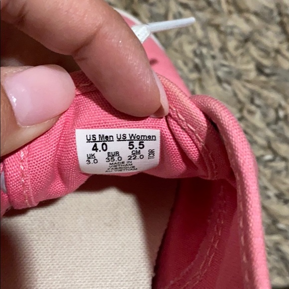 Vans - Picture 3 of 3